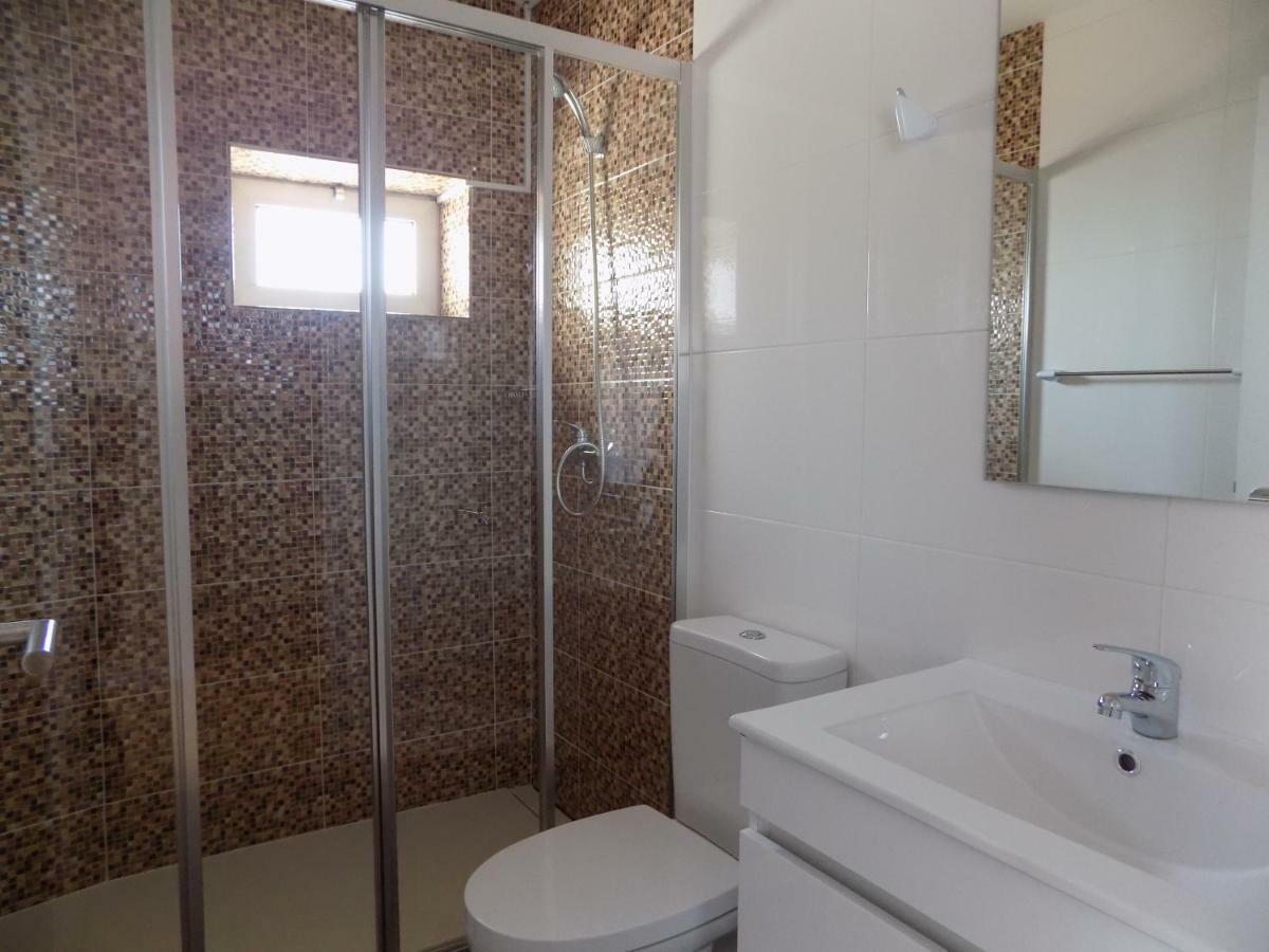 Cmb Guesthouse Apúlia Eksteriør bilde